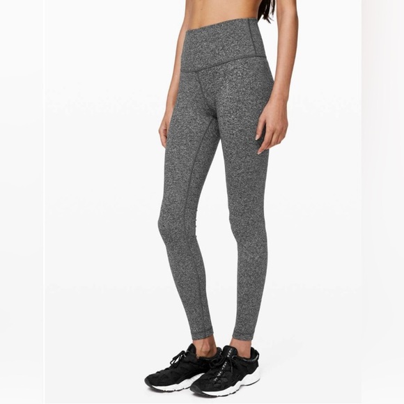 Lululemon Wunder Under High-Rise Tight 28"
Heathered Black Size 4 - Picture 5 of 6